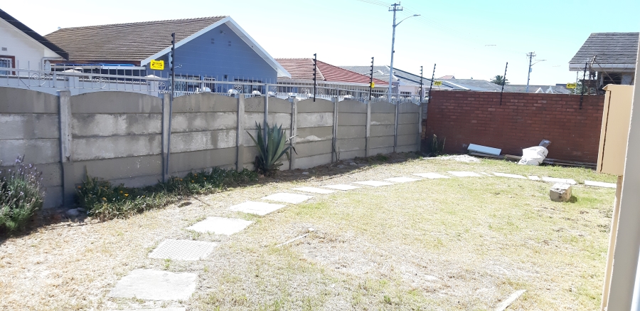To Let 1 Bedroom Property for Rent in Rylands Western Cape